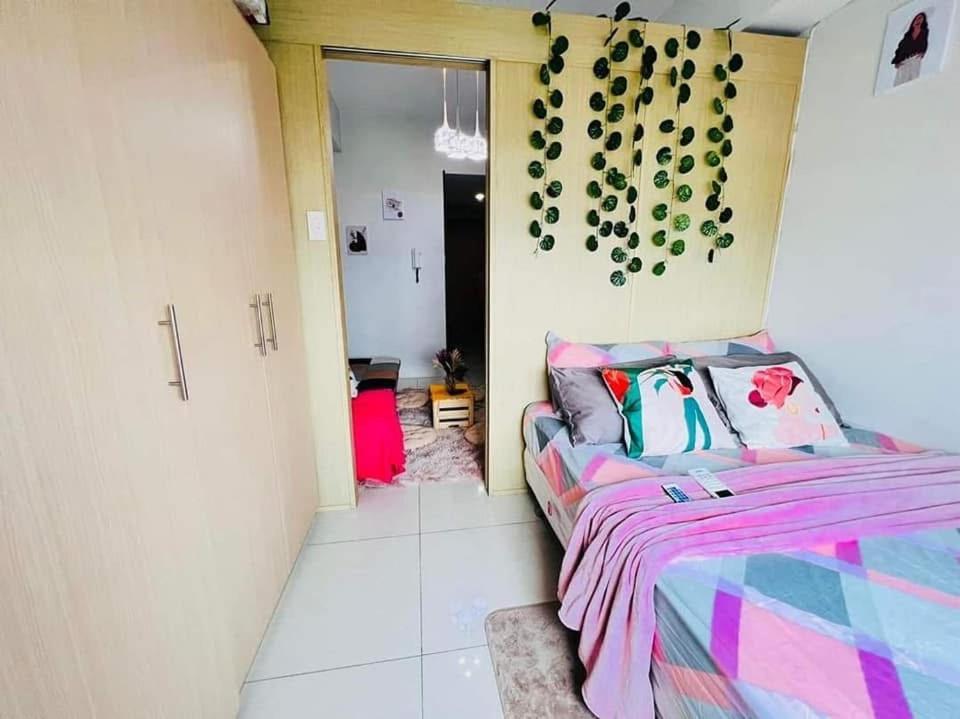 Grass Residences 1br With Balcony Manila