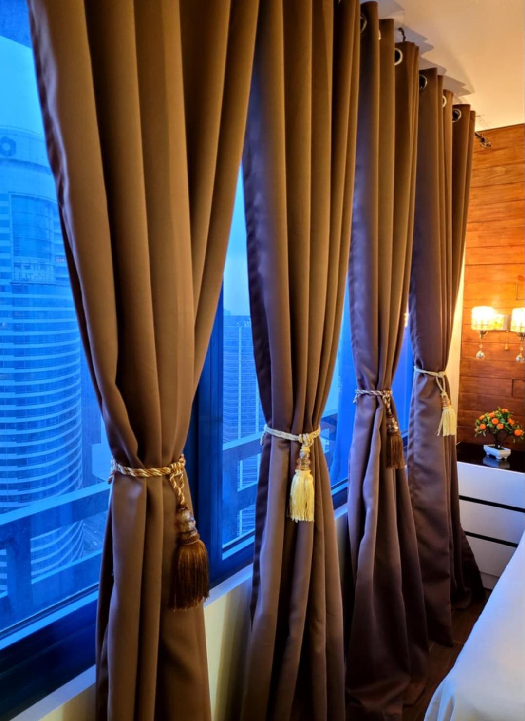 Air T1 Amazing Makati Luxury 66 Sq M 300mbps Fast * Manila