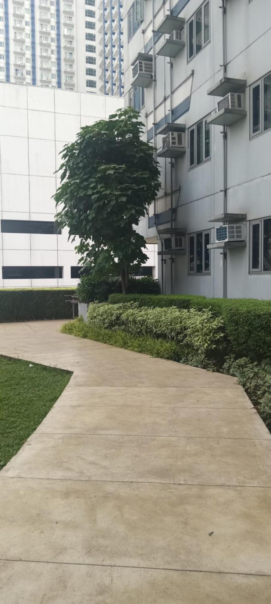 Hostel Guest At Grass Residences Manila