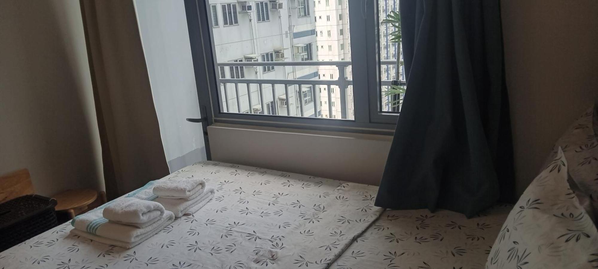 Hostel Guest At Grass Residences Manila