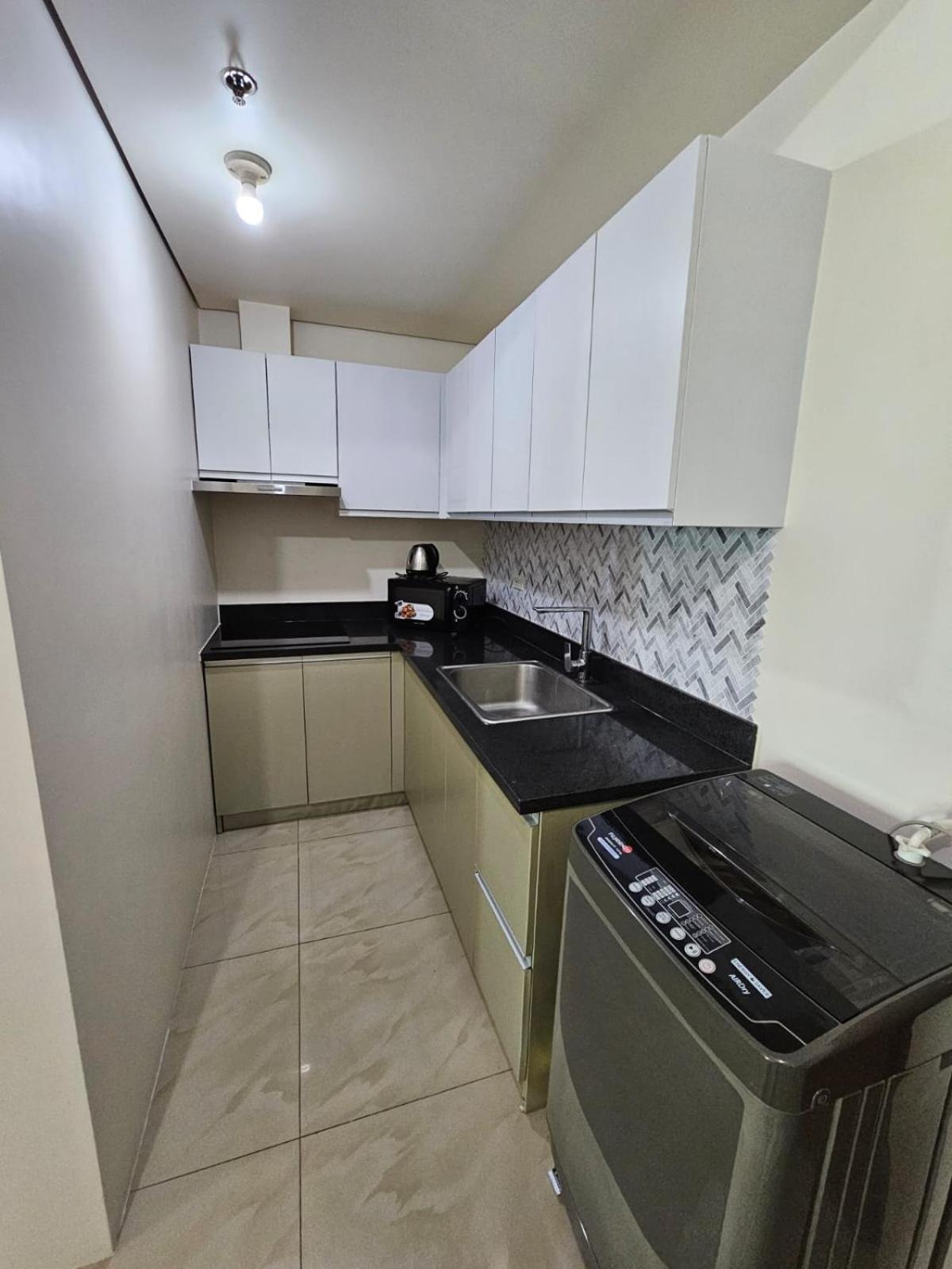 Huge 1br Spacious Balcony *