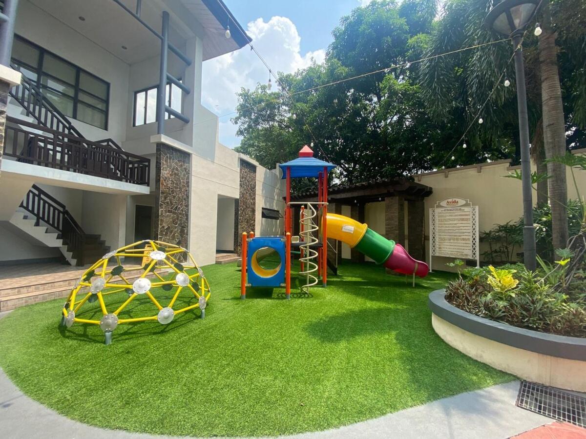 1 Bedroom In Quezon At Avida New Manila