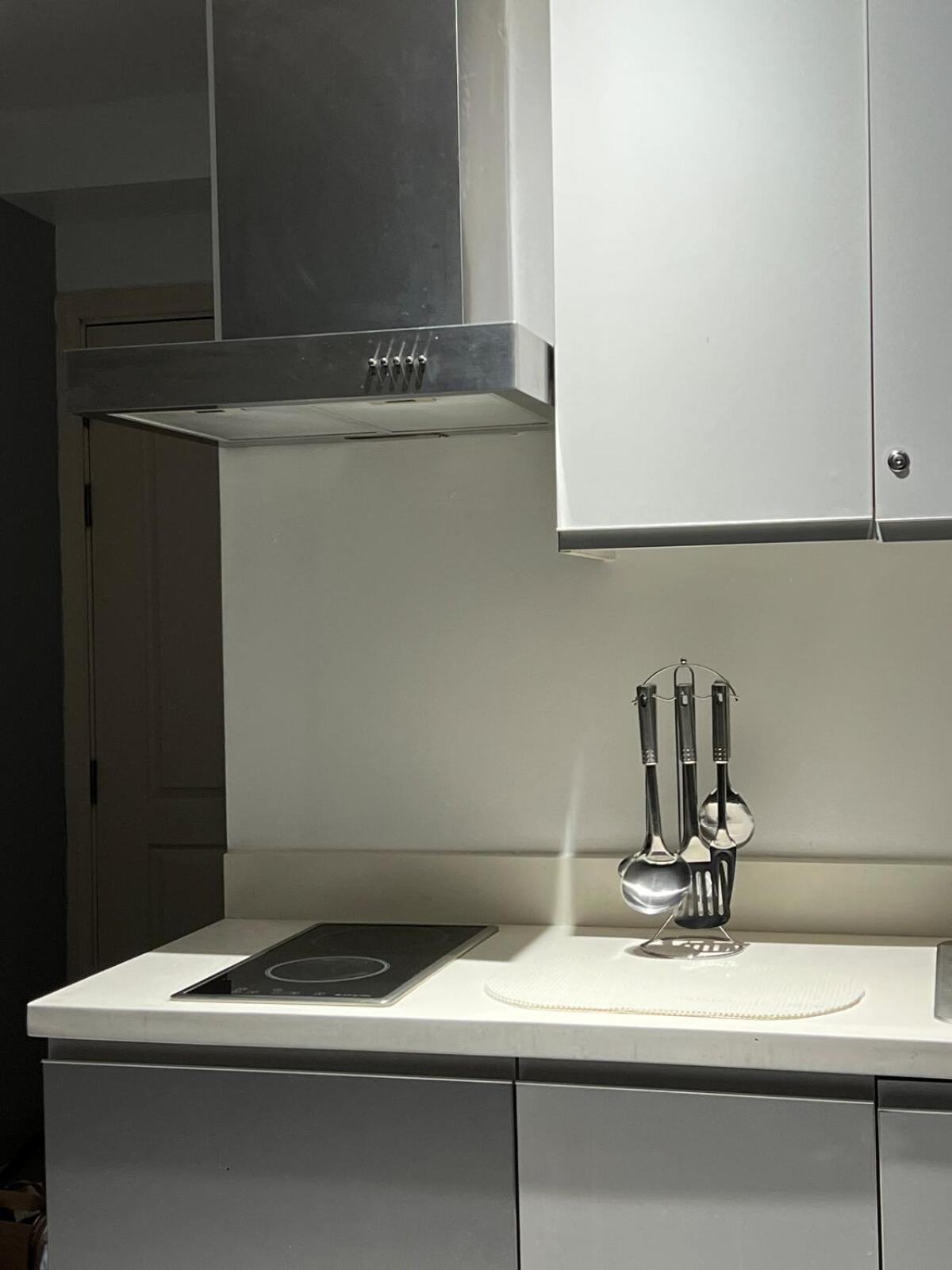 Affordable At Gramercy Makati With Balcony & Parking