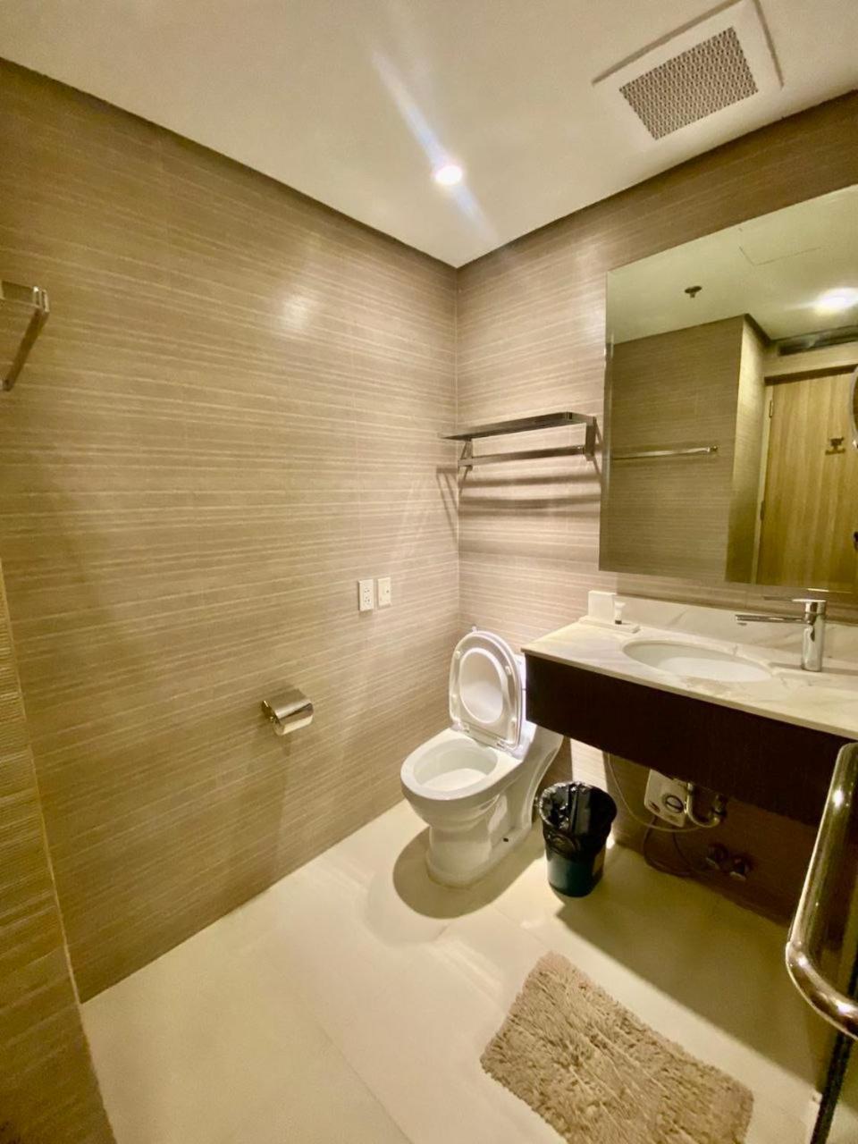 Aura Luxe At Bcct Aparthotel *