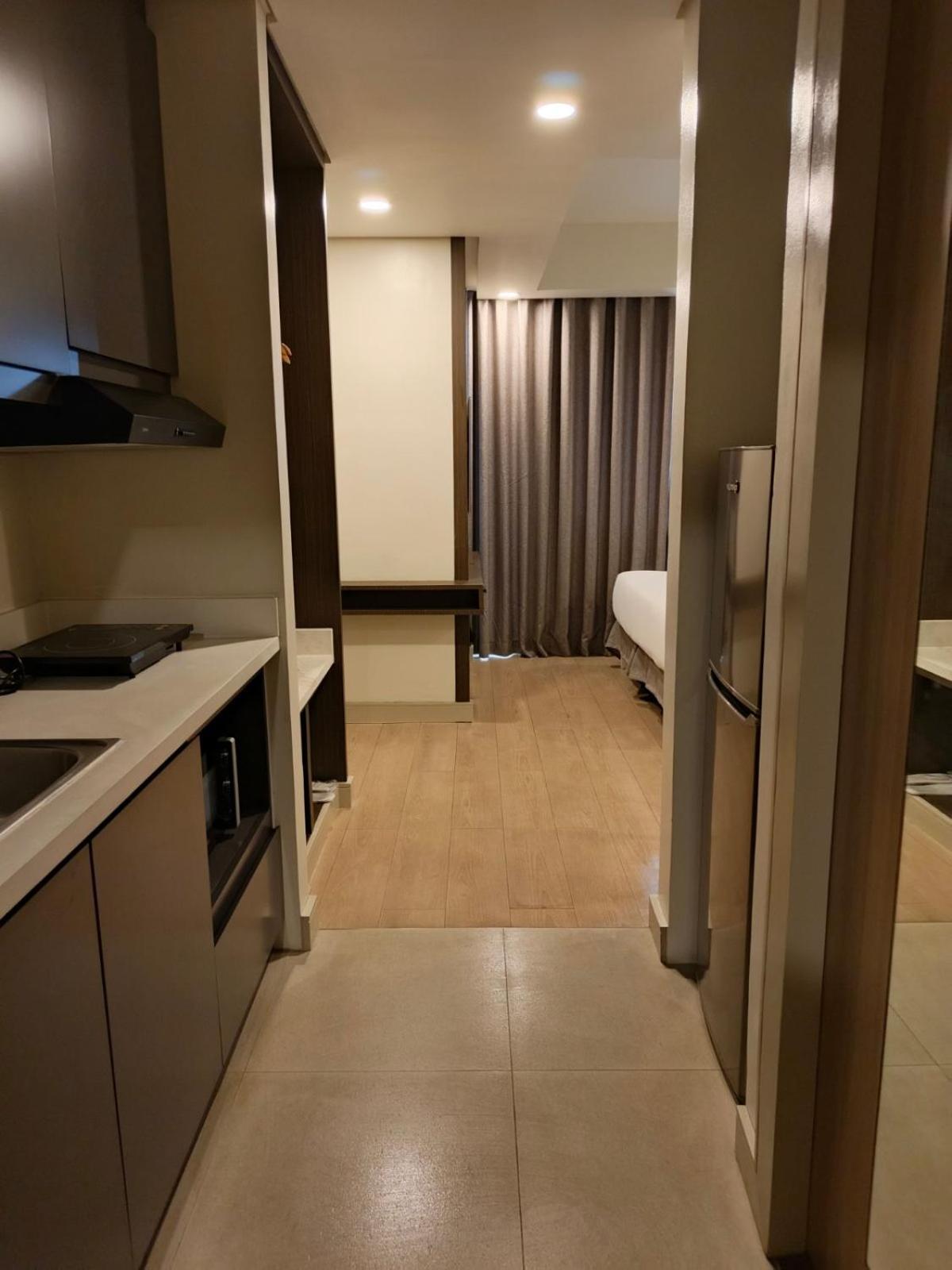 Aura Luxe At Bcct * Manila