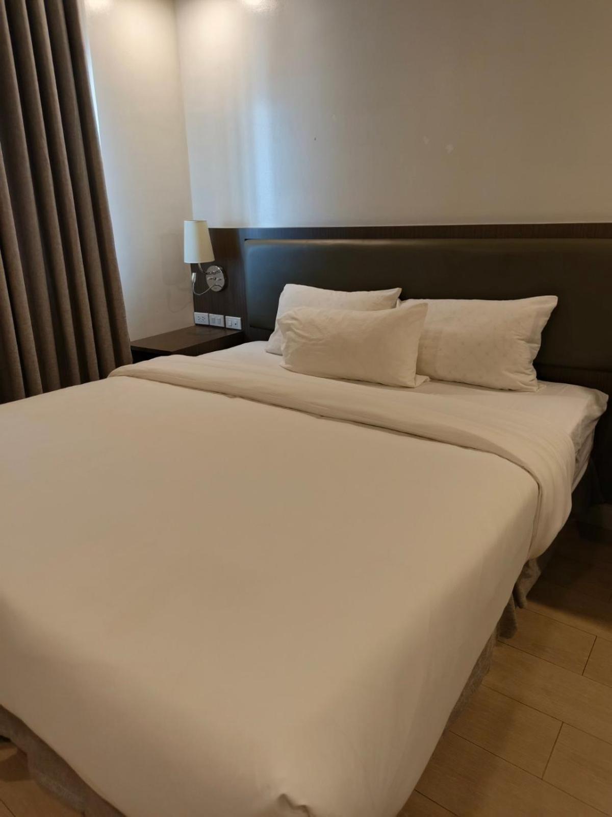 Aparthotel Aura Luxe At Bcct Manila