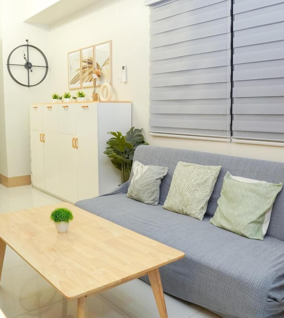 Awesome Corner At Shore 3 Mall Of Near Airport Apartment Manila