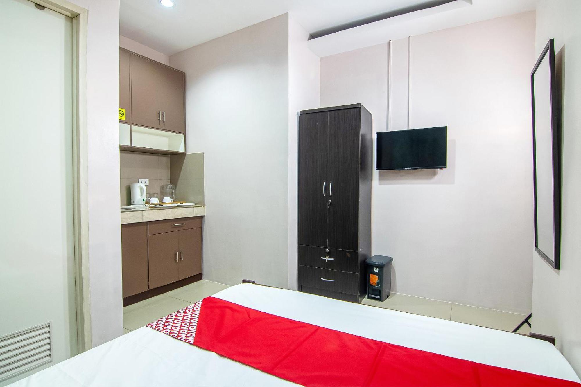 Oyo 766 Ichehan Hotel 2*