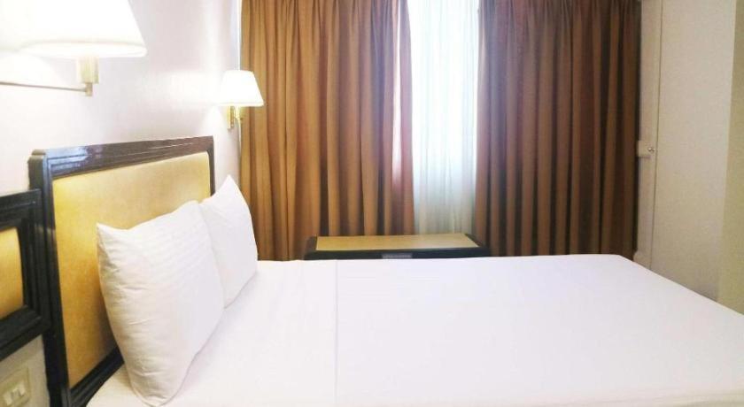 Palm Hotel Manila