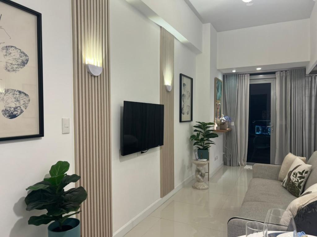 Apartment Cozy 1 Bedroom In Uptown Bgc *