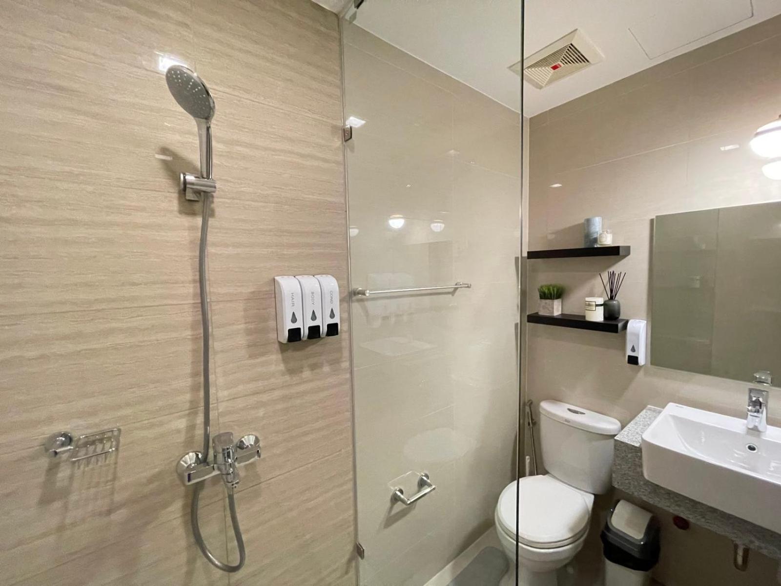 Cozy 1 Bedroom In Uptown Bgc Manila