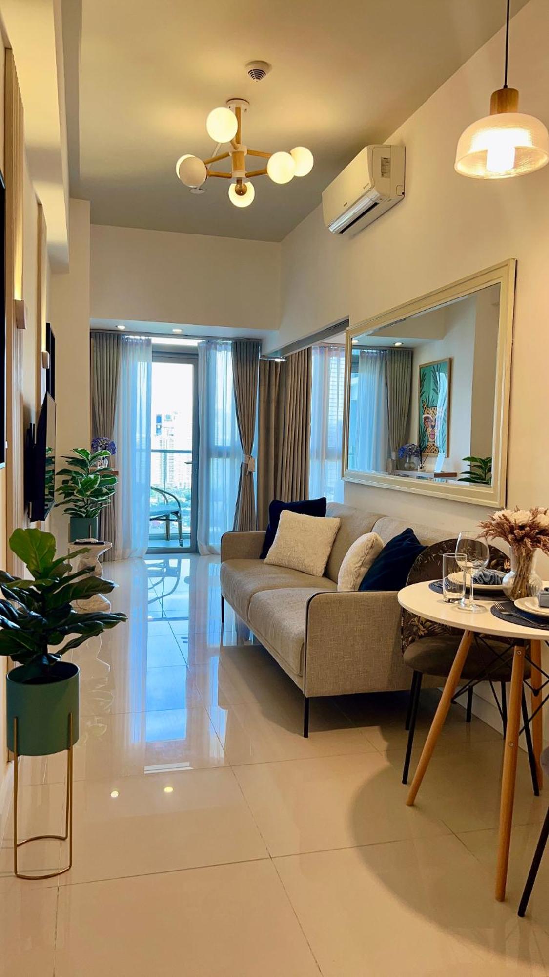 Apartment Cozy 1 Bedroom In Uptown Bgc Manila