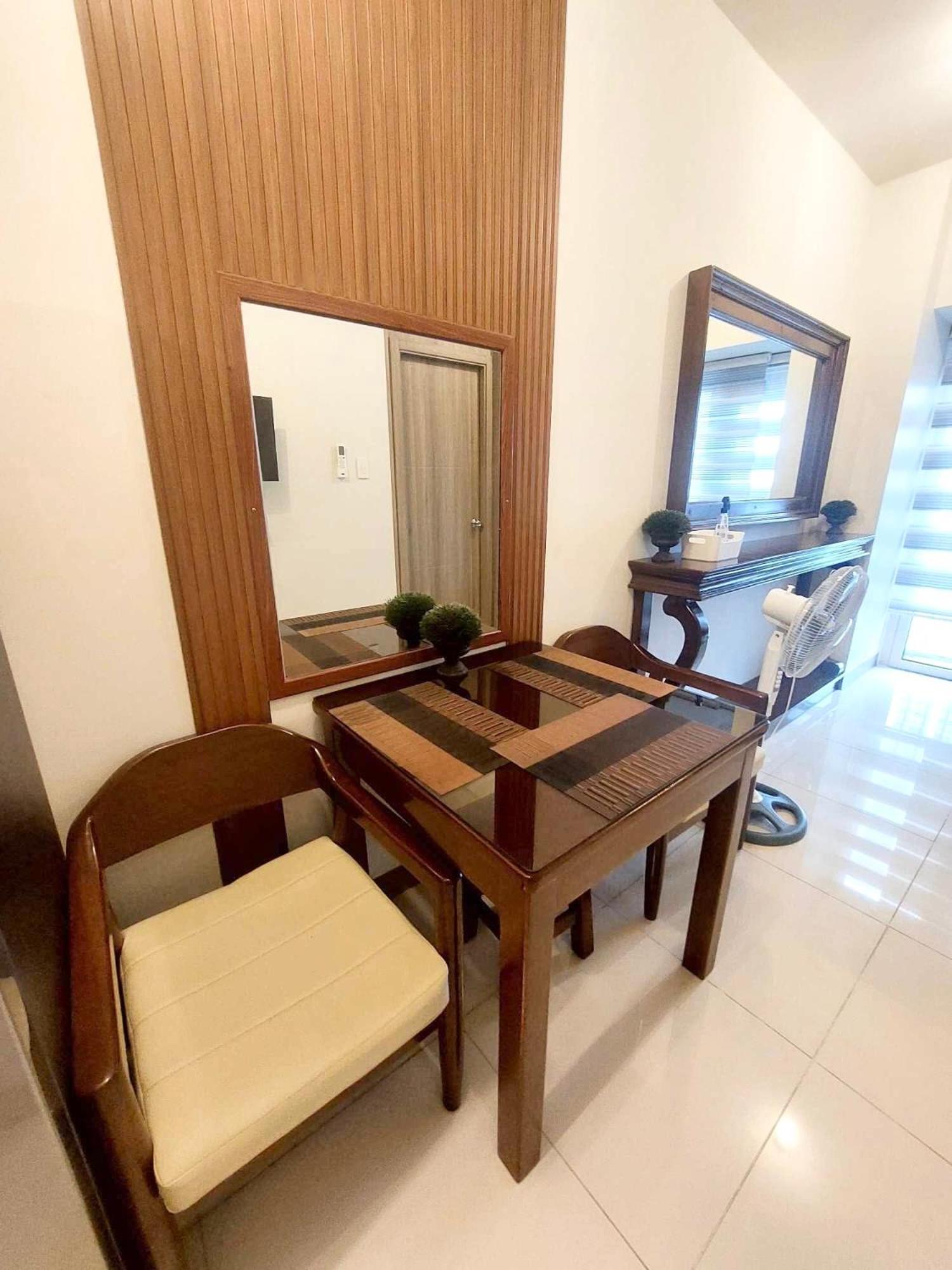 Country-style 1br Family At Coast Residences