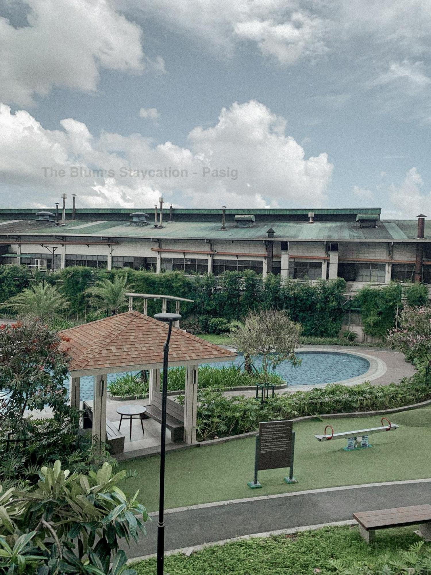 Apartment 2br The Blums At Prisma Residences Manila