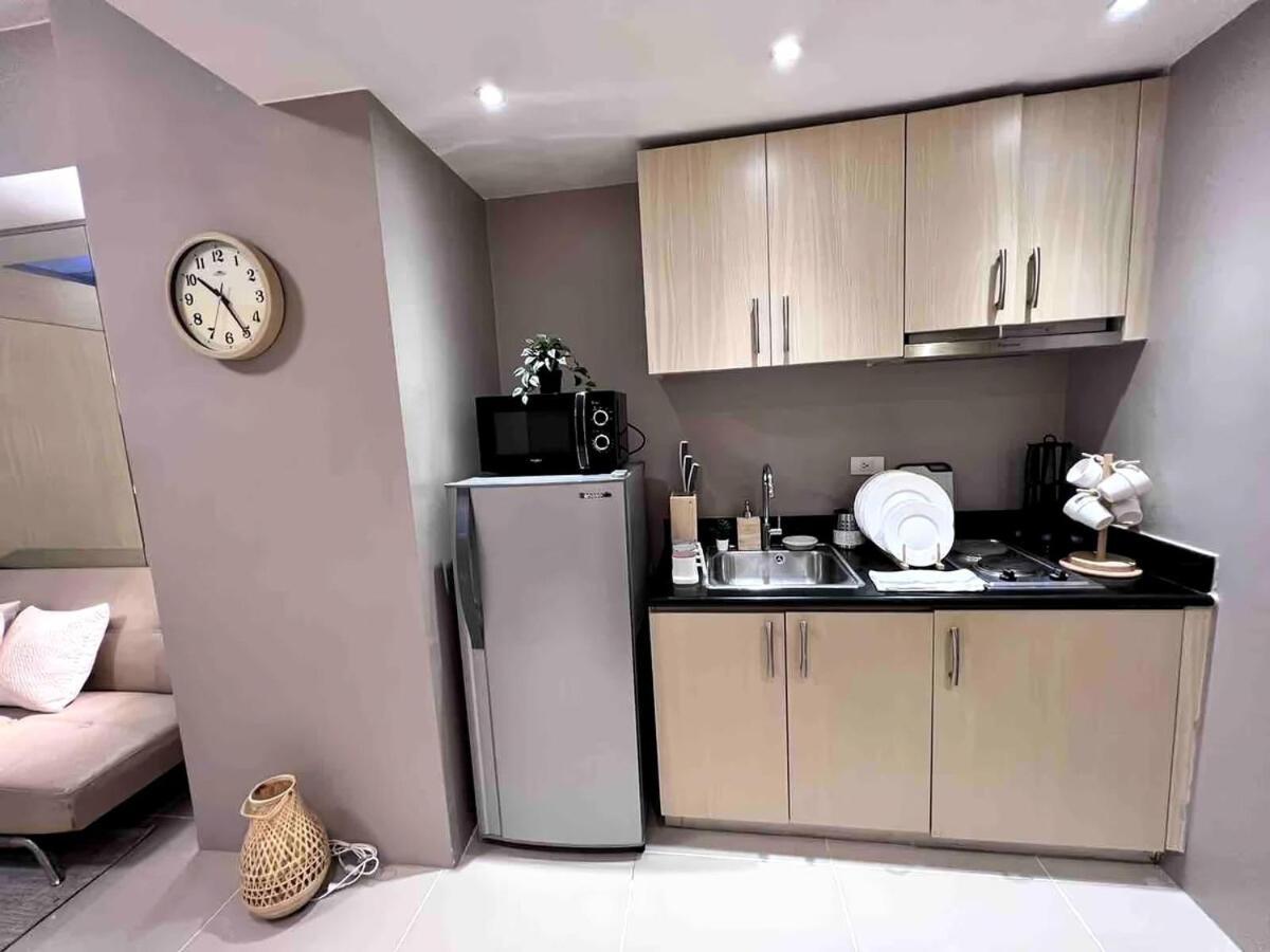 Makati 381 1 Bedroom Deluxe Smjazz T2 New Apartment *