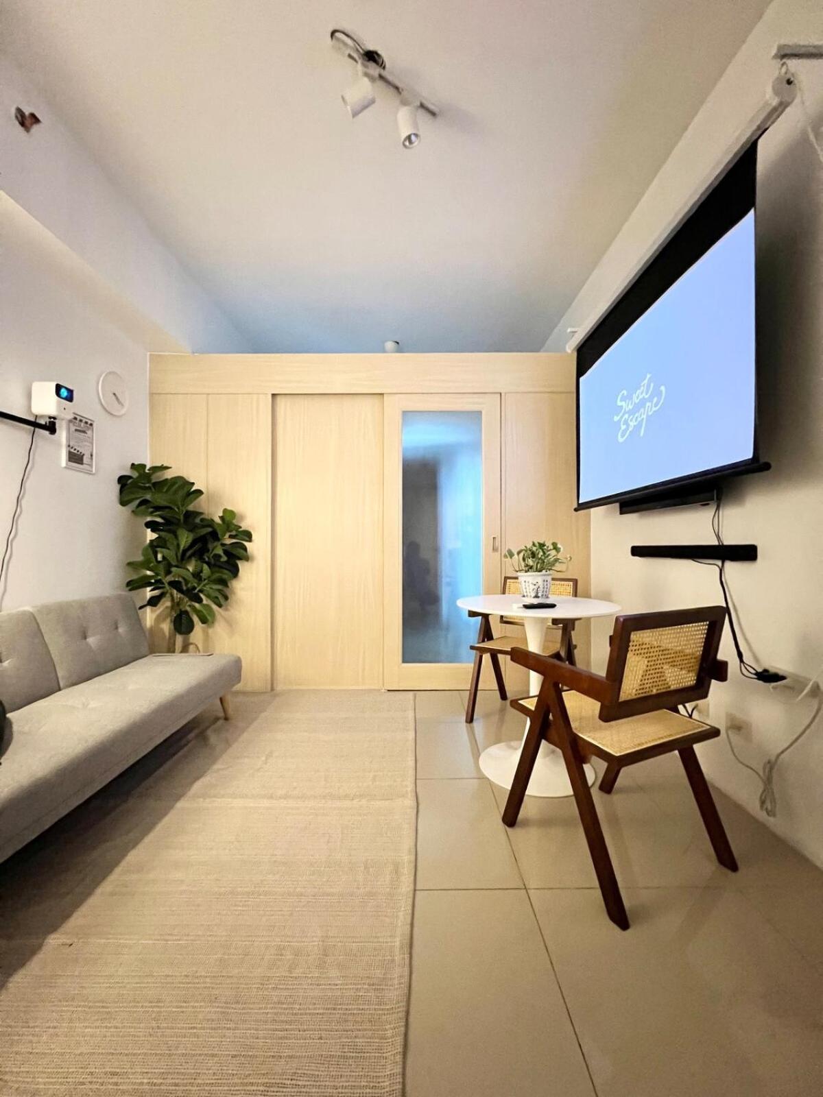 Apartment Jazz T2 Rm 405 Homey Muji Inspired Staycation Big Screen Cinema Manila