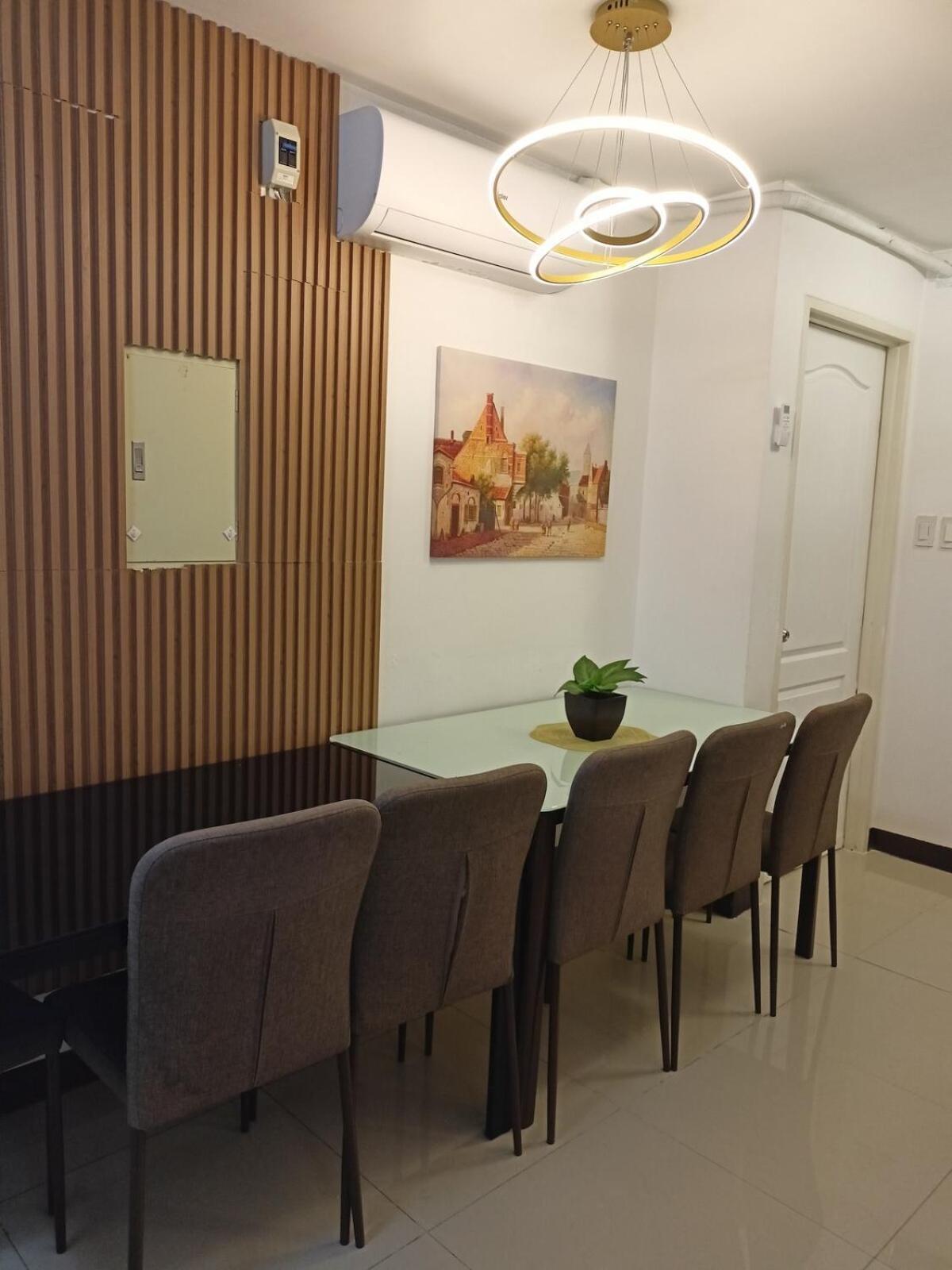 Enjoy Spacious Staycation Holiday home *