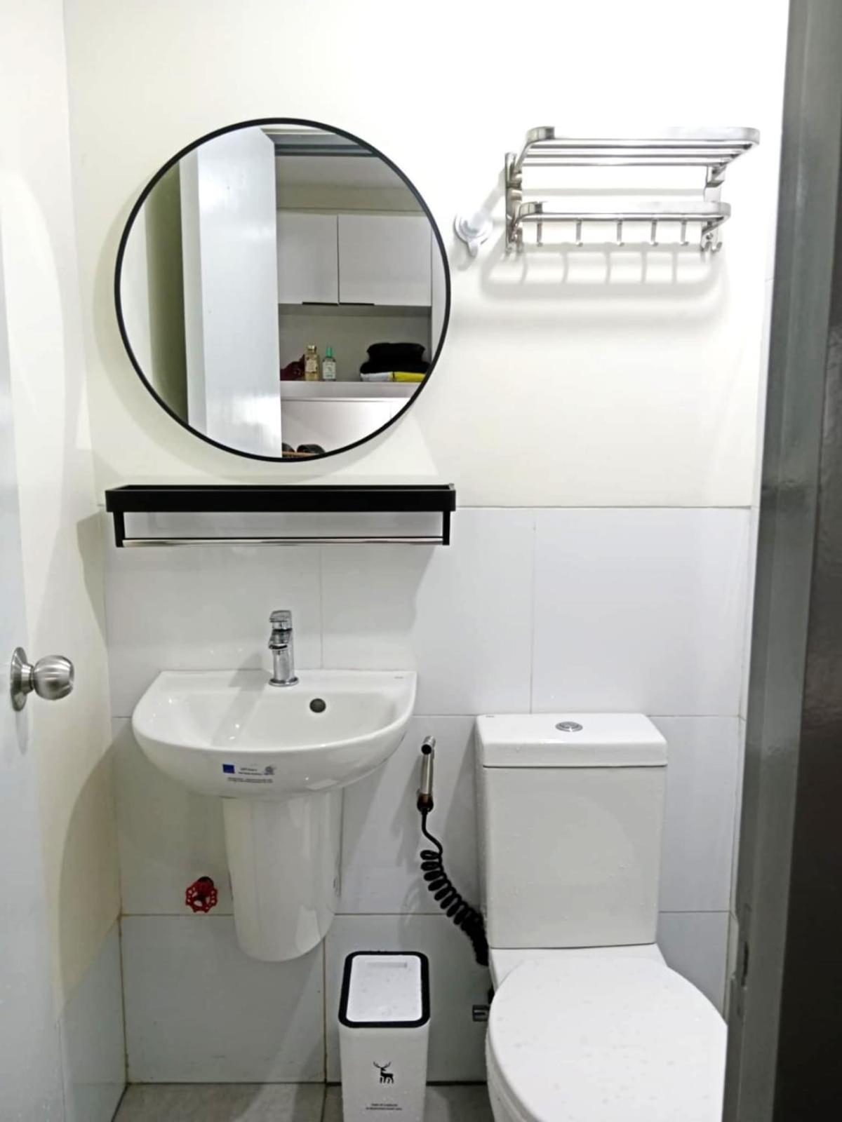 7 Residential Building Aparthotel Manila