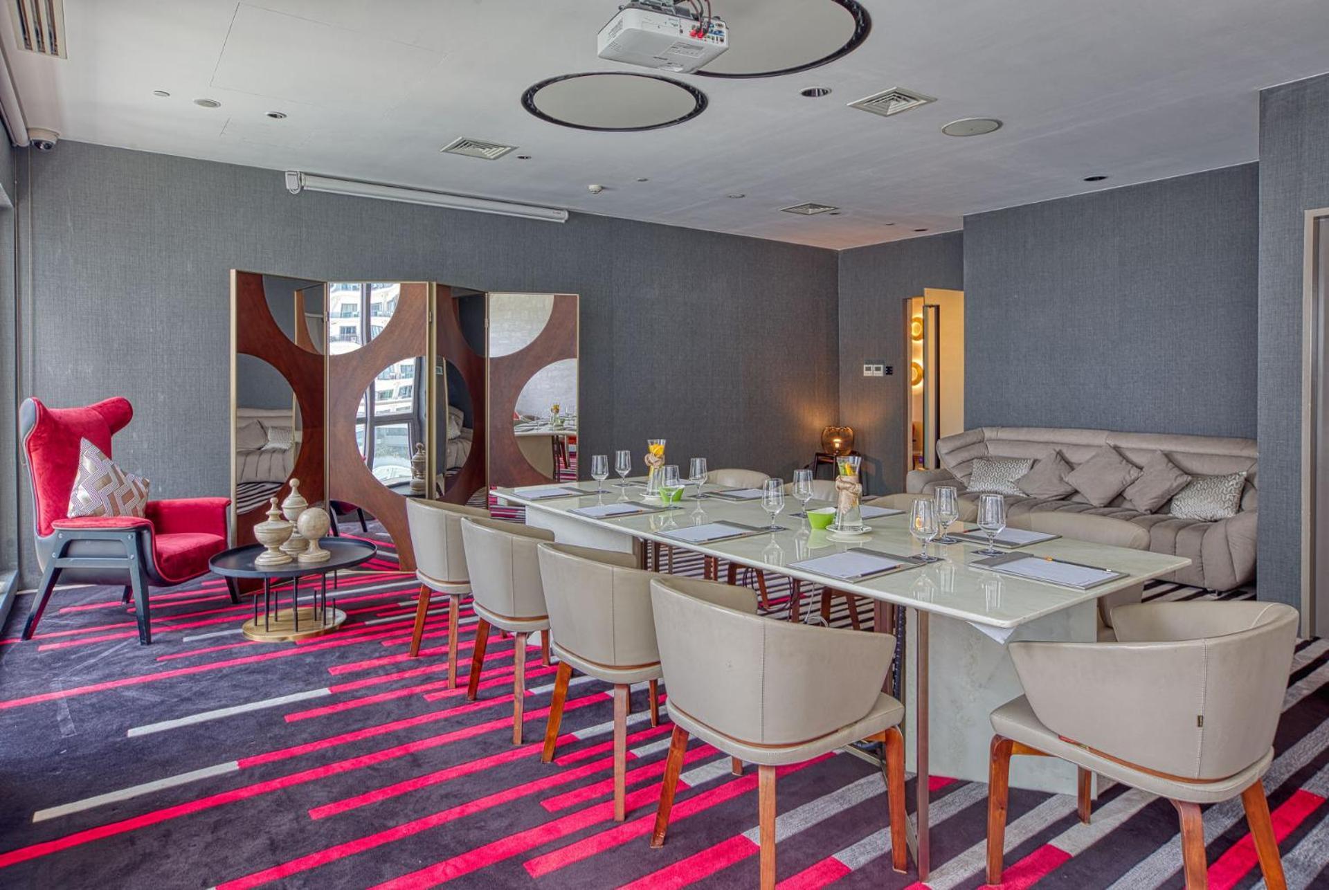 Residences At Acqua Madr Excellence 4*