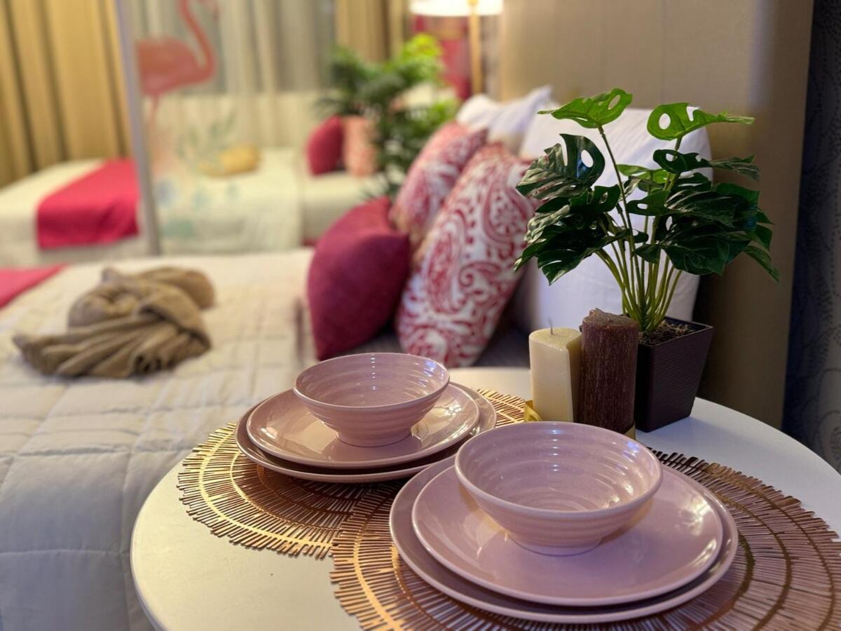 The Pink Velvet Shore Residences Family Good For 2-4 Guests By Prime Moa *