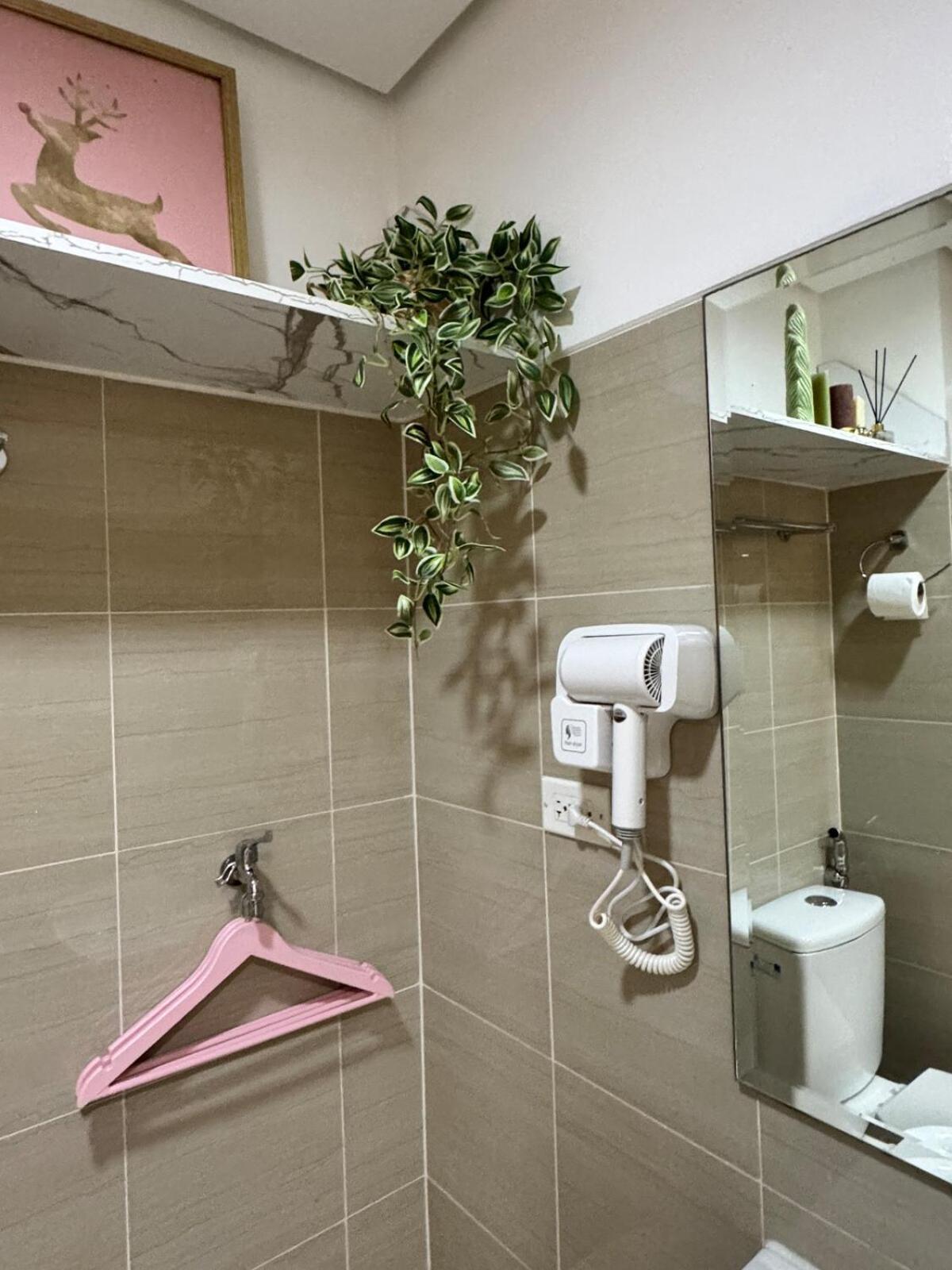 The Pink Velvet Shore Residences Family Good For 2-4 Guests By Prime Moa *