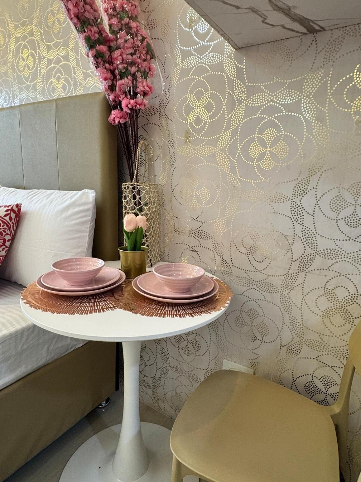 The Pink Velvet Shore Residences Family Good For 2-4 Guests By Prime Moa Manila