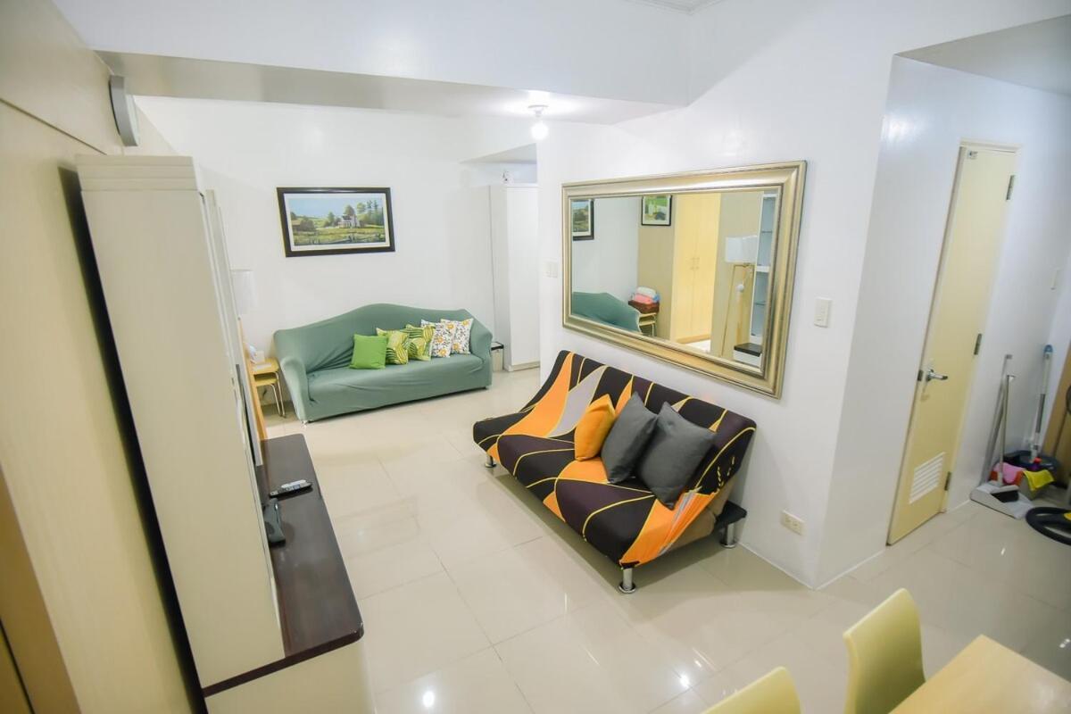 Cozy Place For 8 Persons At Grass Residences Manila