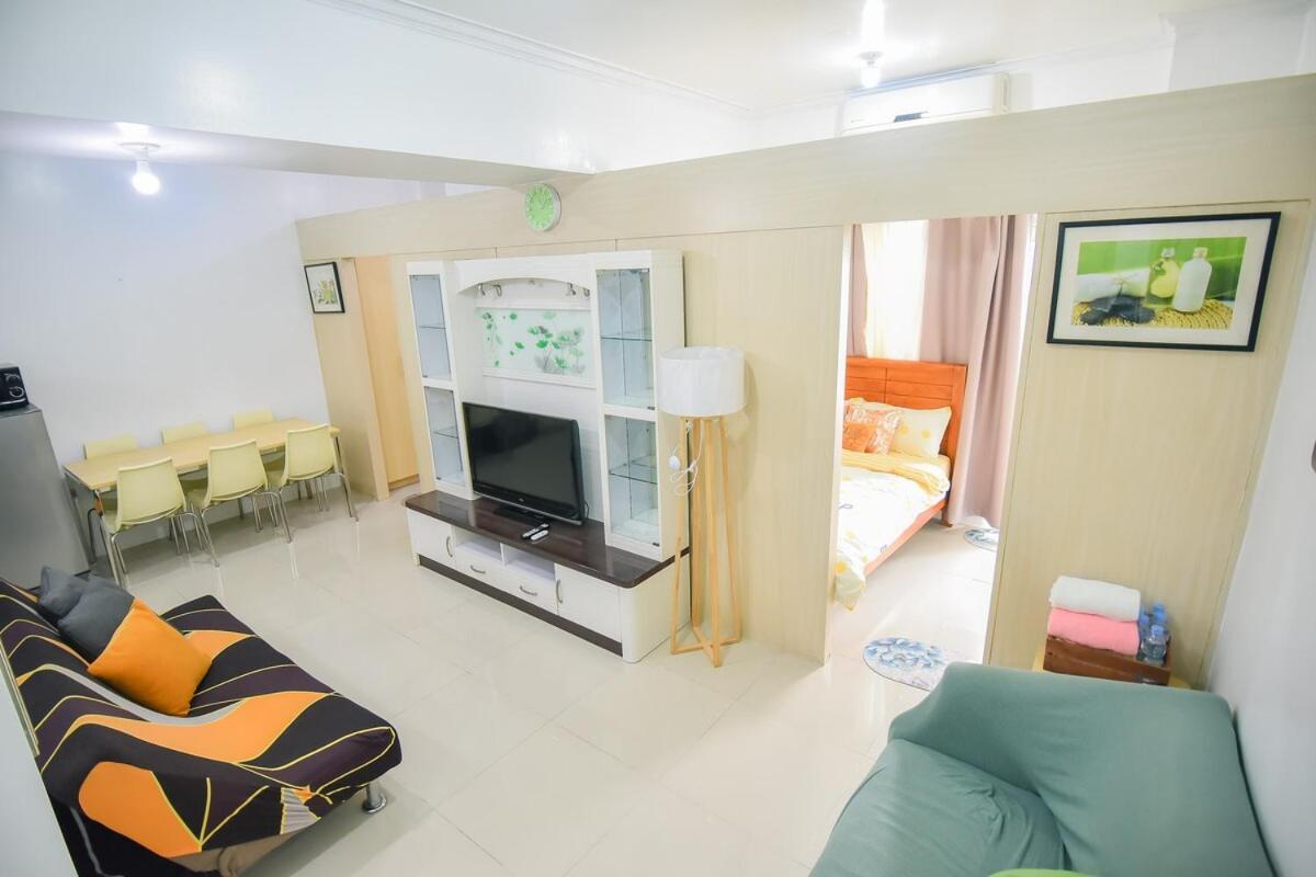 Cozy Place For 8 Persons At Grass Residences Manila
