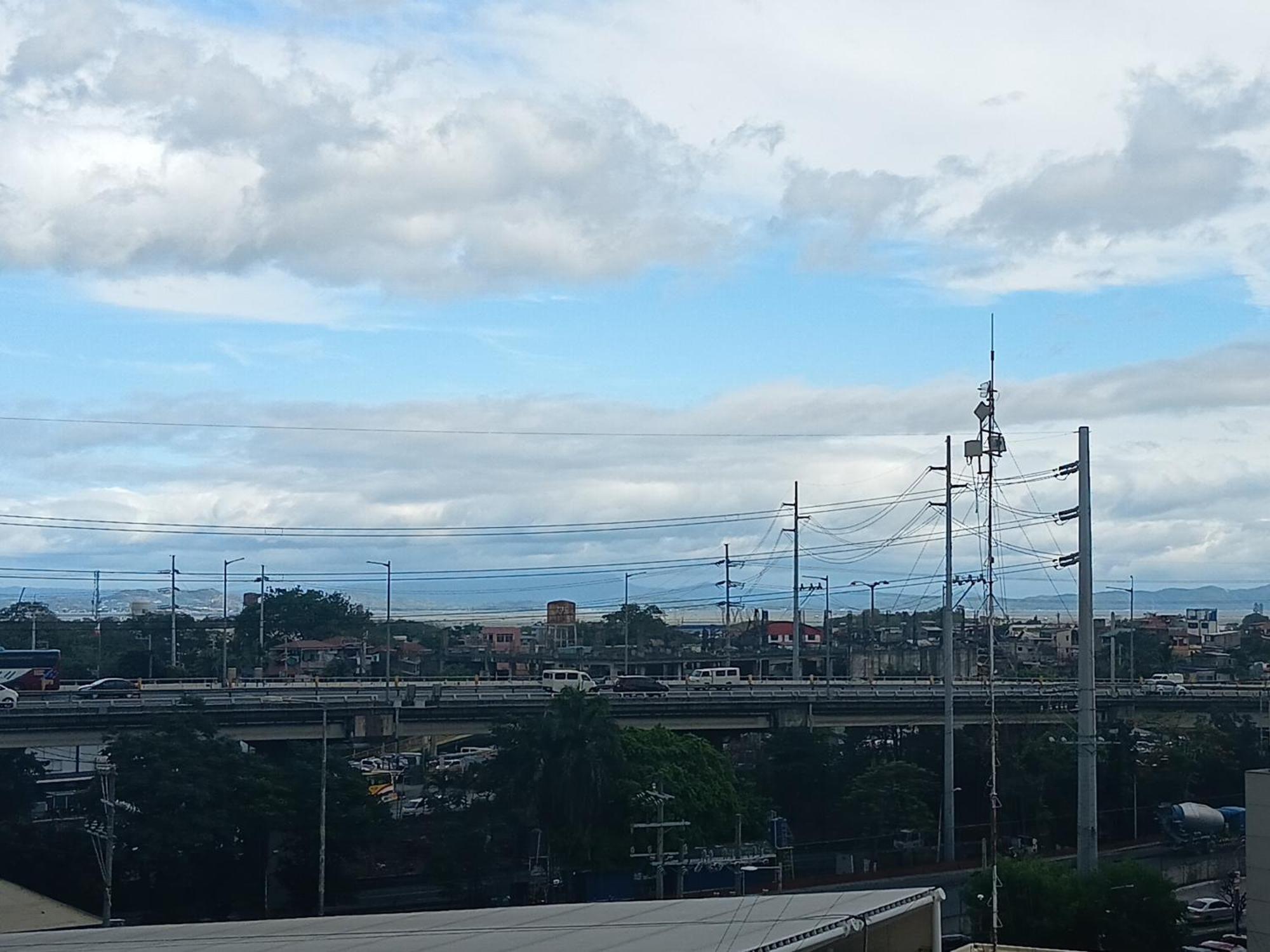 Apartment Nomad's Checkpoint Manila