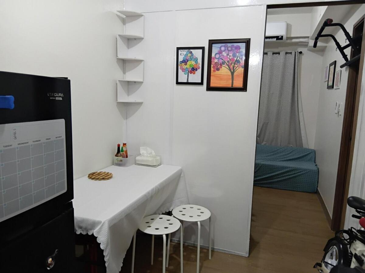 Apartment Nomad's Checkpoint