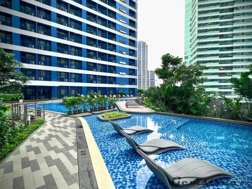 Air Residences Deluxe Apartment Manila