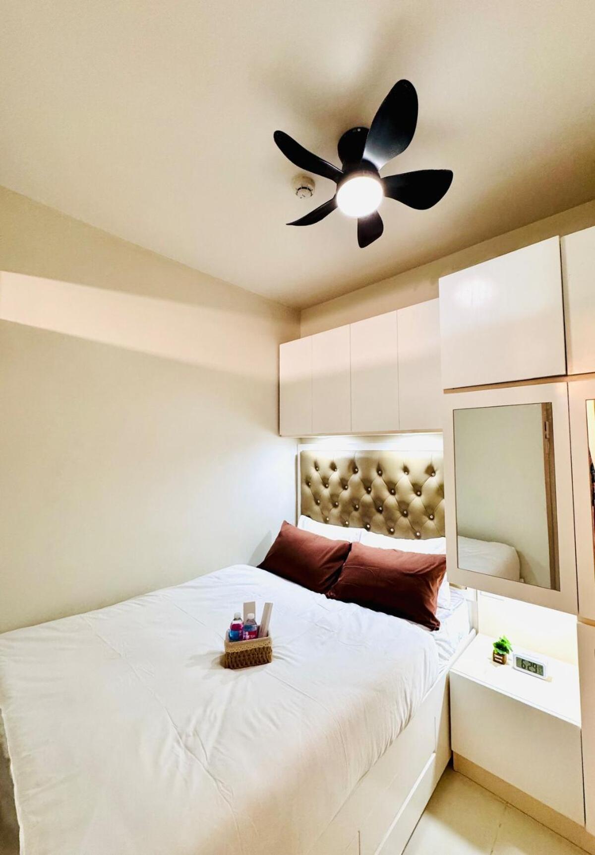 Hearth Of Ember 4 At Shore 3 Res Manila