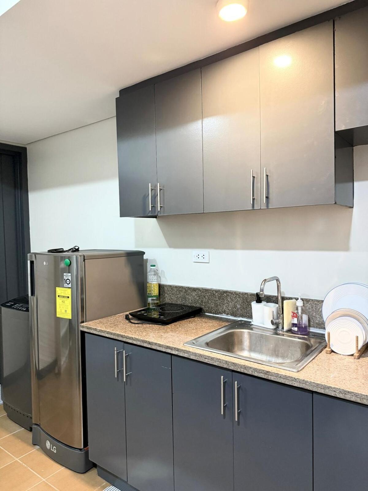San Lorenzo Avida T2 Rm 333cozy 1br Along Edsa Makati Near Naia Manila