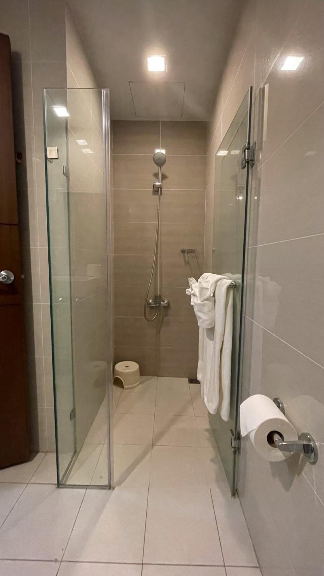 Full-serviced Residential In One Uptown Residences, Bgc Aparthotel *