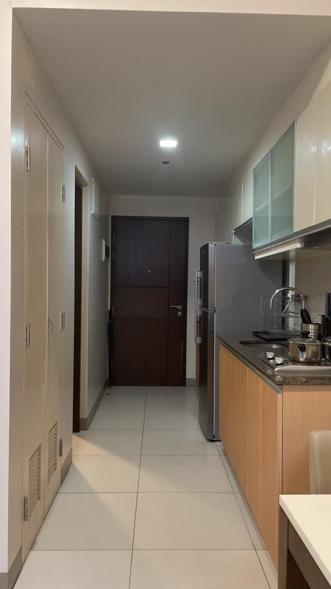 Full-serviced Residential In One Uptown Residences, Bgc * Manila
