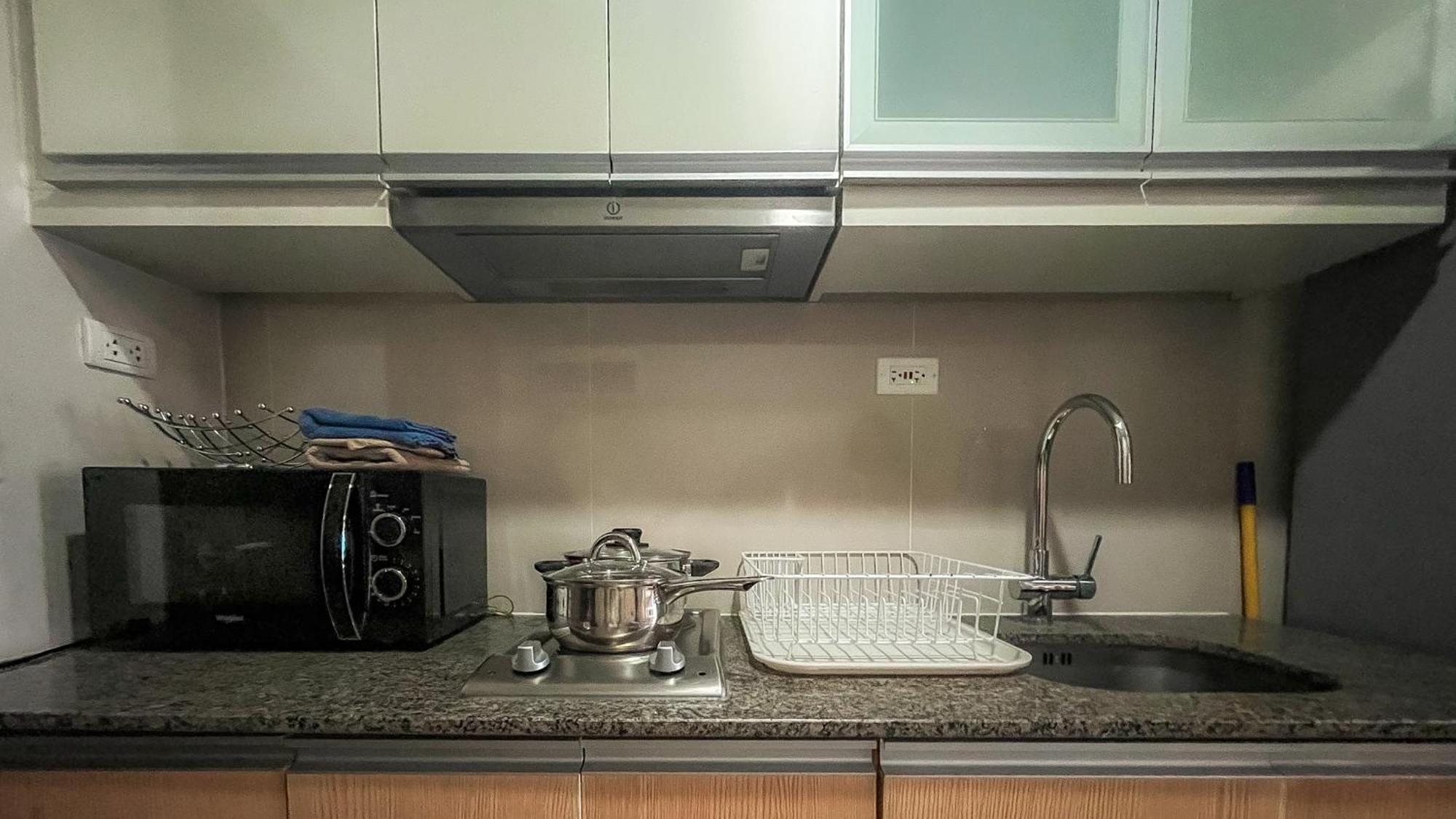 Aparthotel Full-serviced Residential In One Uptown Residences, Bgc Manila