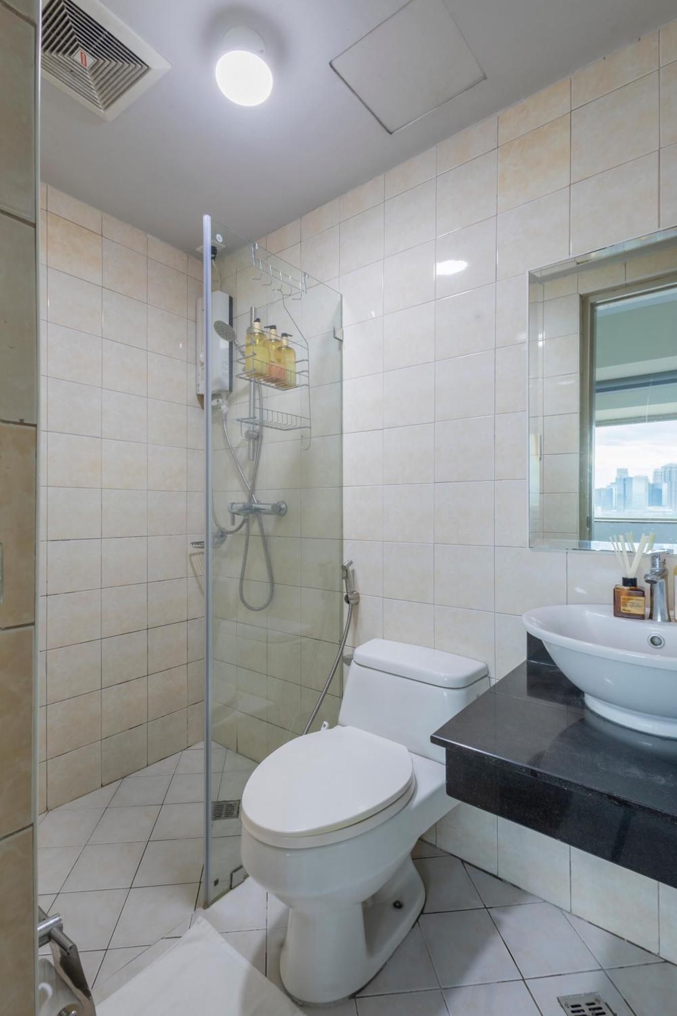 Apartment Forbeswood Parklane Bgc Near St Lukes