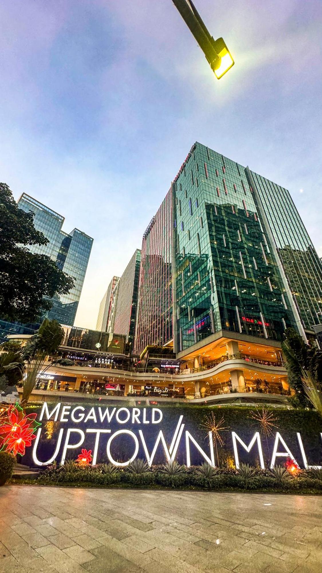 Forbeswood Parklane Bgc Near St Lukes Apartment