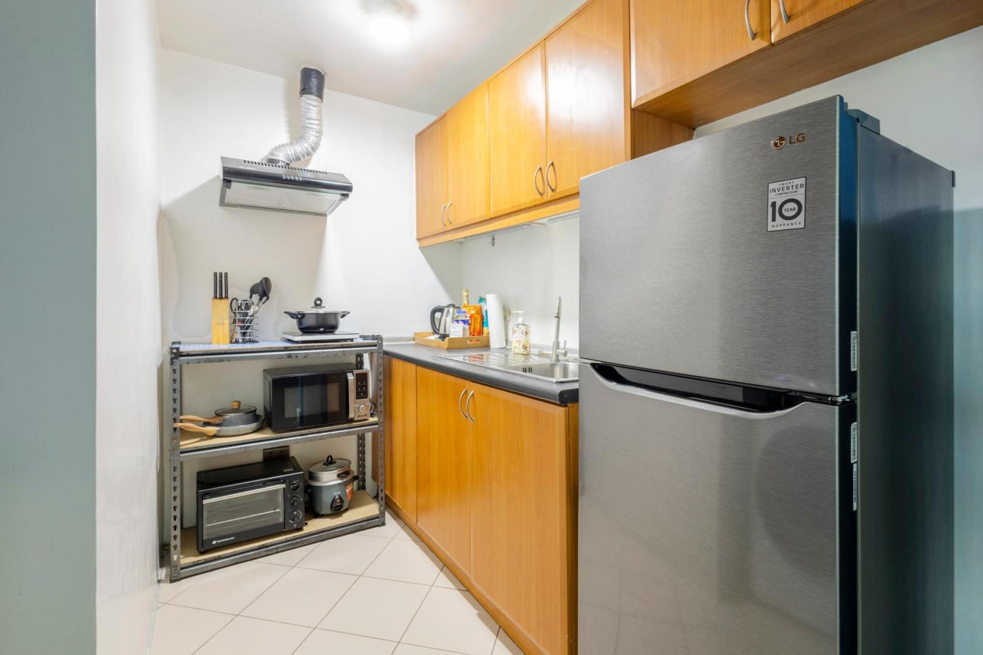 Apartment Forbeswood Parklane Bgc Near St Lukes *