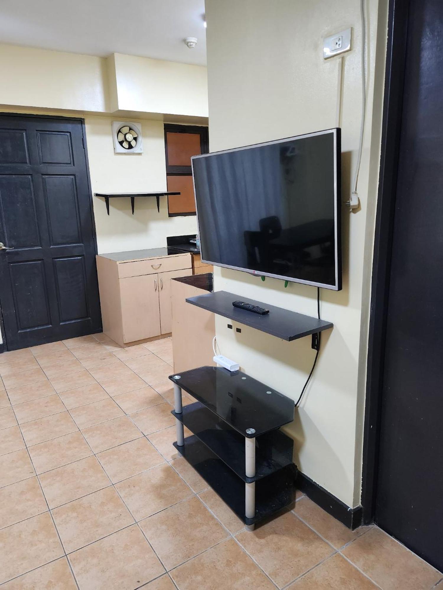 Apartment 2br Near Bgc *