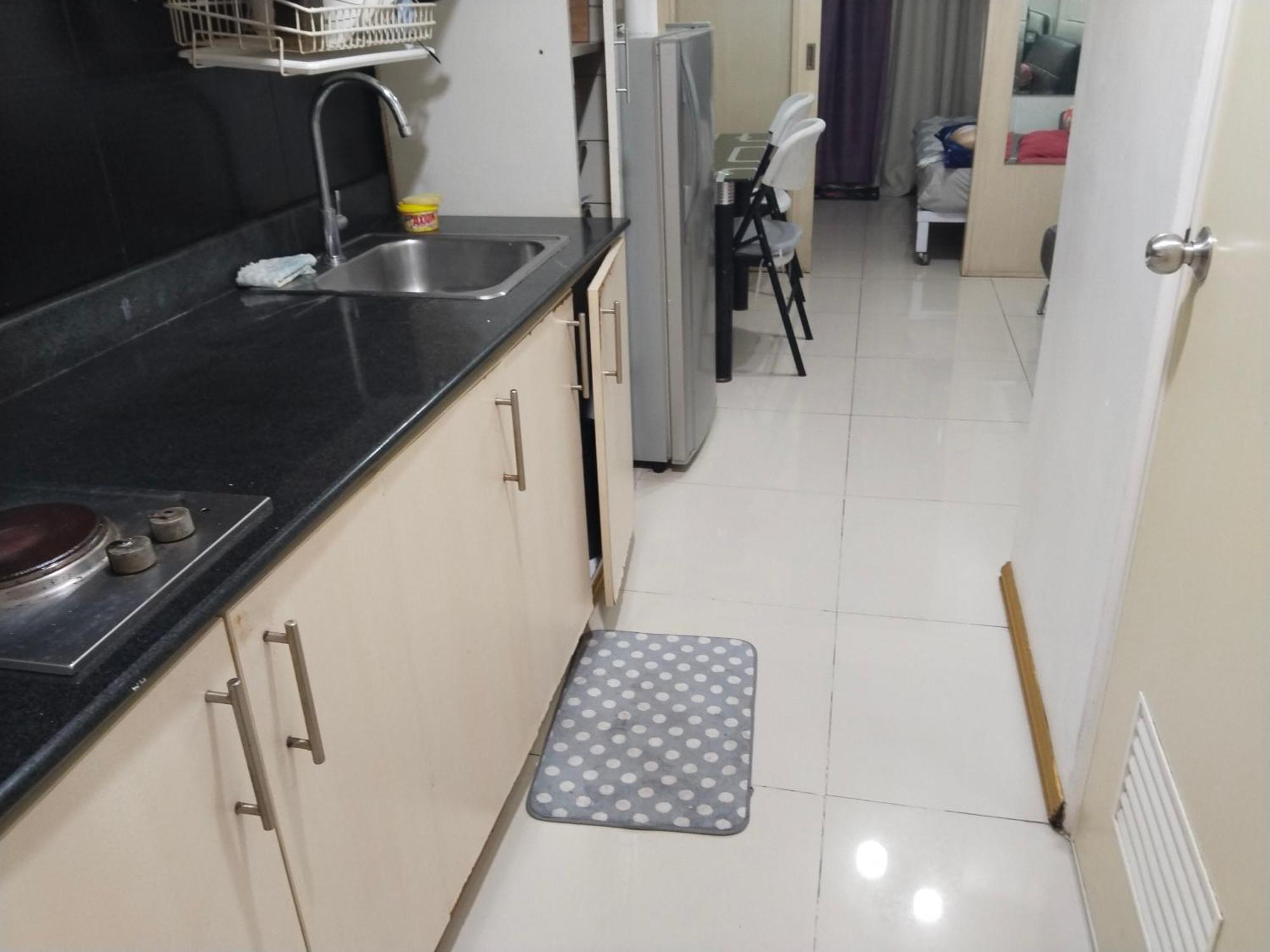 Moa Sea Residences Hostel Manila