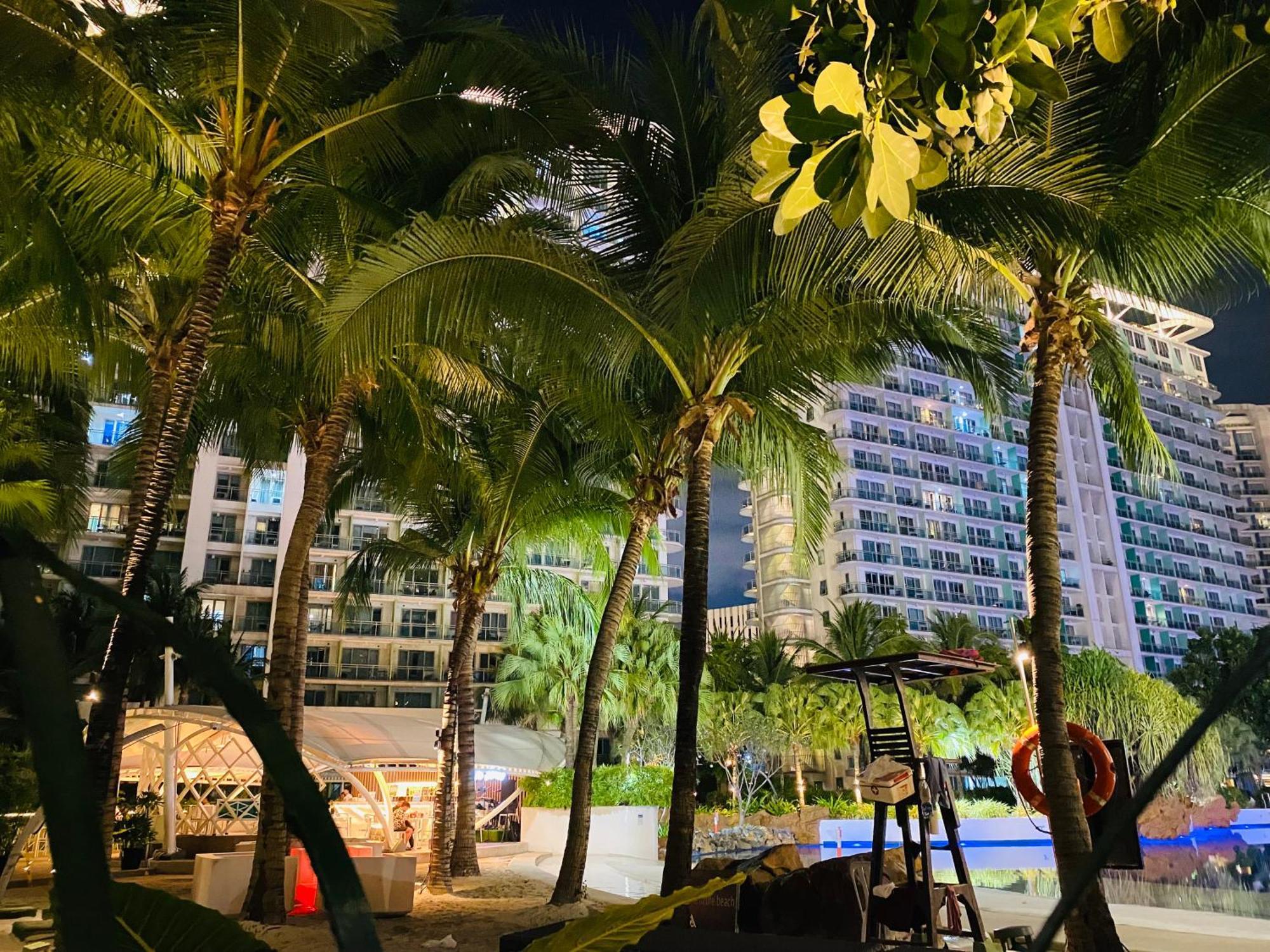 Aparthotel Azure Staycation By Scarlet *