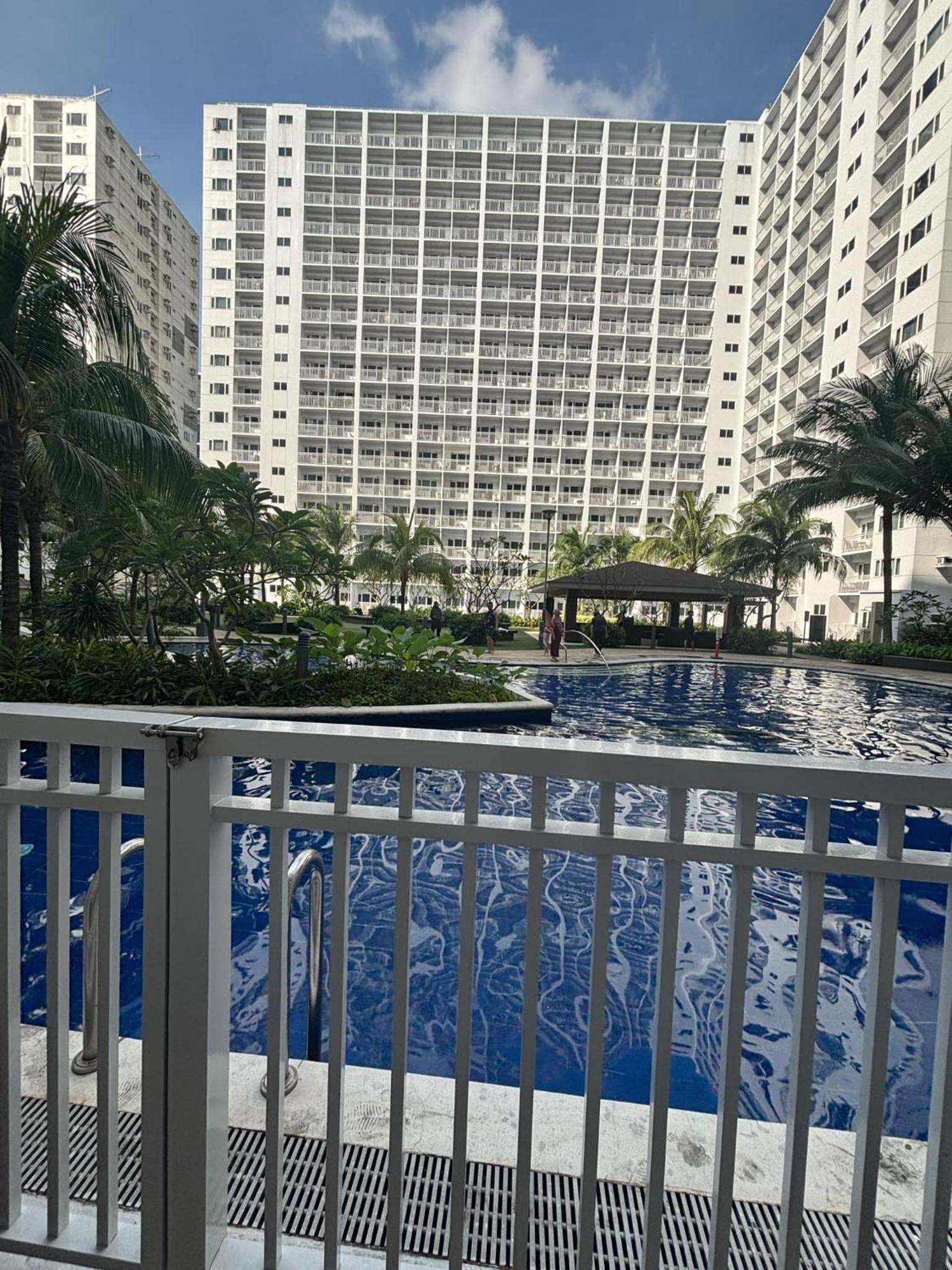 Azs Staycation