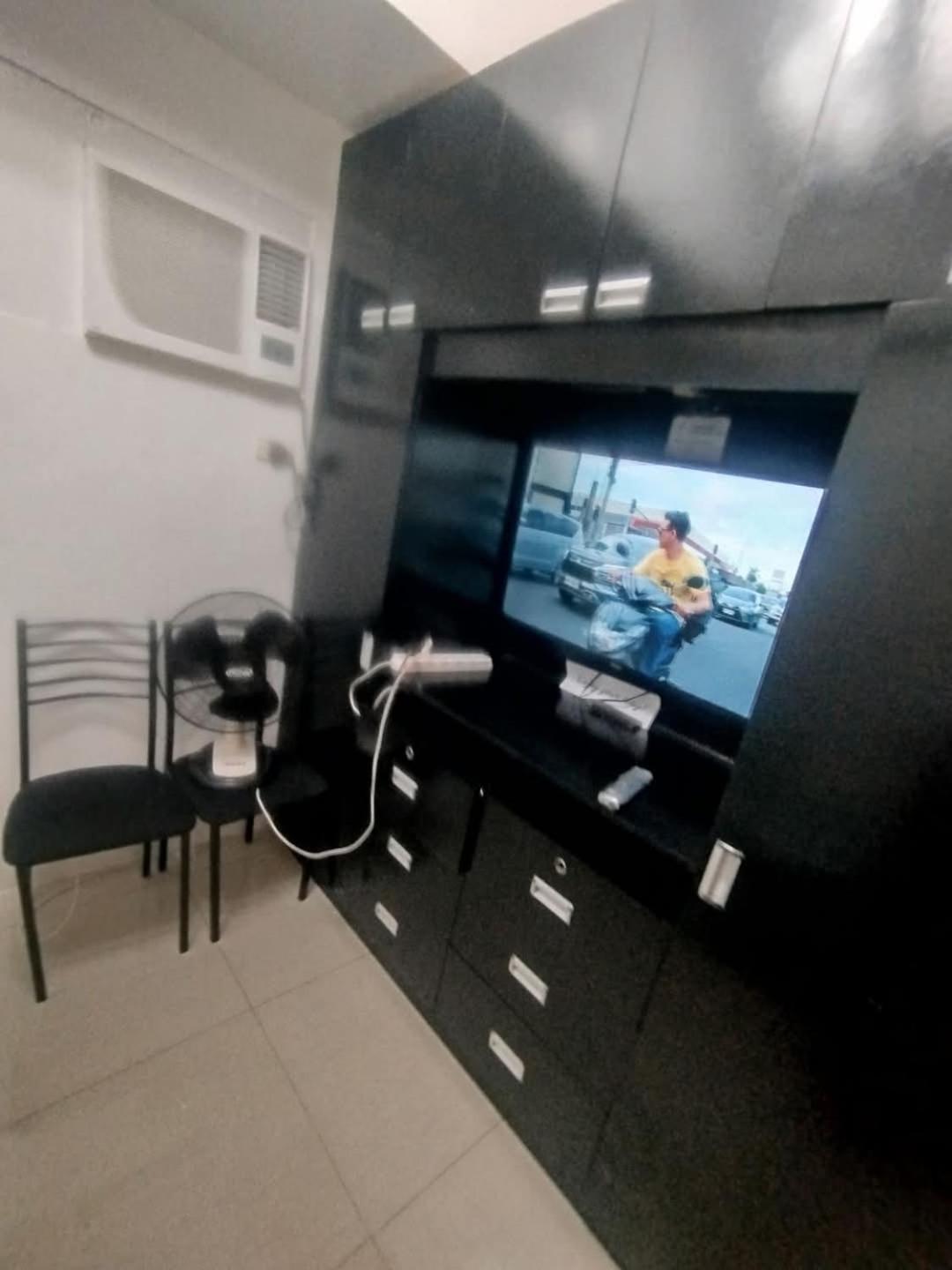 Apartment Hgv Staycations Manila