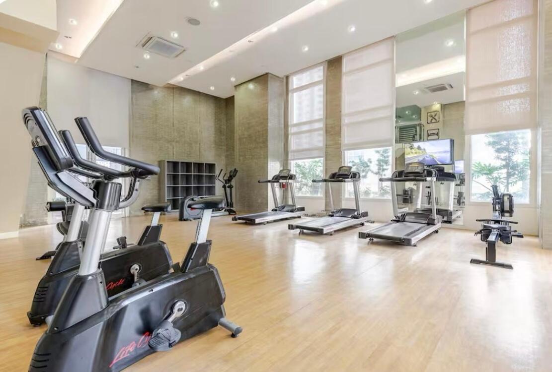 Apartment San Antonio One Br Unit 222 Work Station Makati