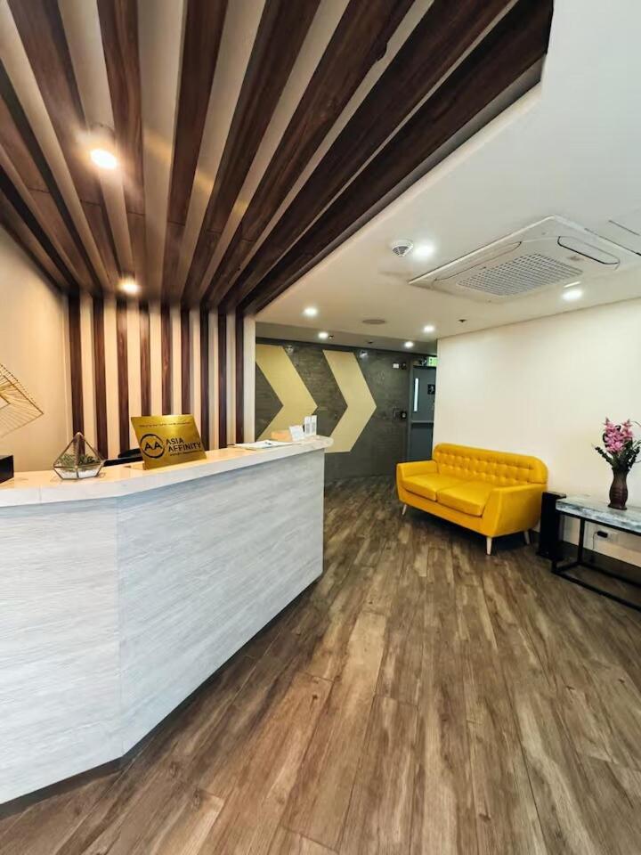 San Antonio One Br Unit 222 Work Station Makati *