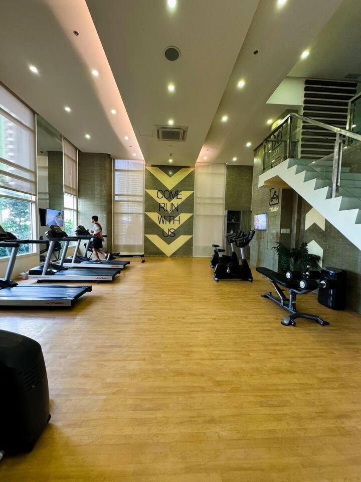 San Antonio One Br Unit 222 Work Station Makati *