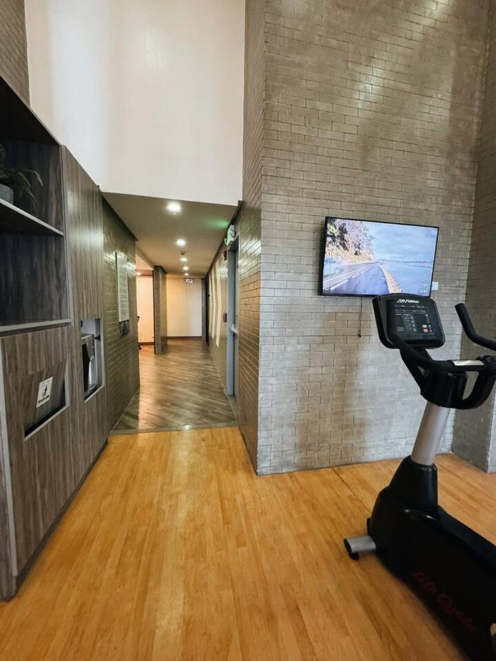 San Antonio One Br Unit 222 Work Station Makati