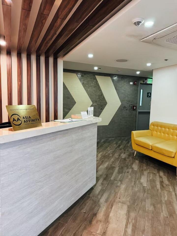 Apartment San Antonio One Br Unit 222 Work Station Makati