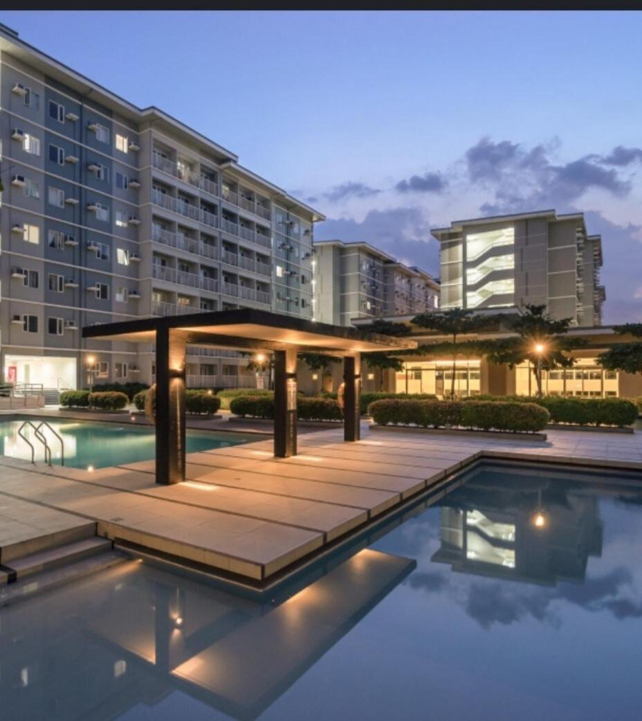 Perfect For Couples,friends And Family's * Manila